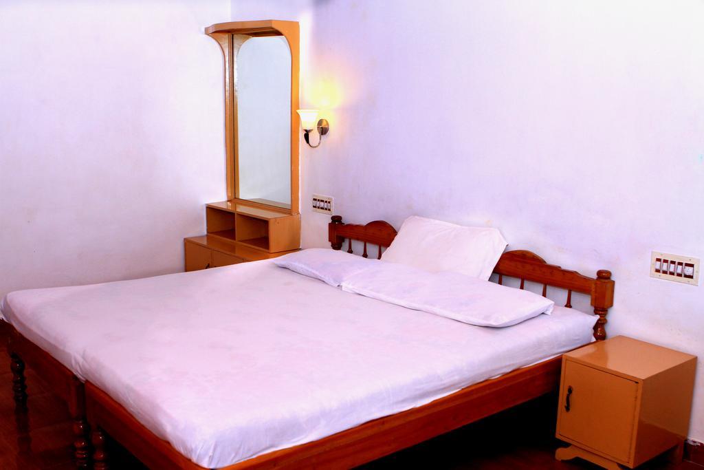 דירות טקאדי Kerala House חדר תמונה