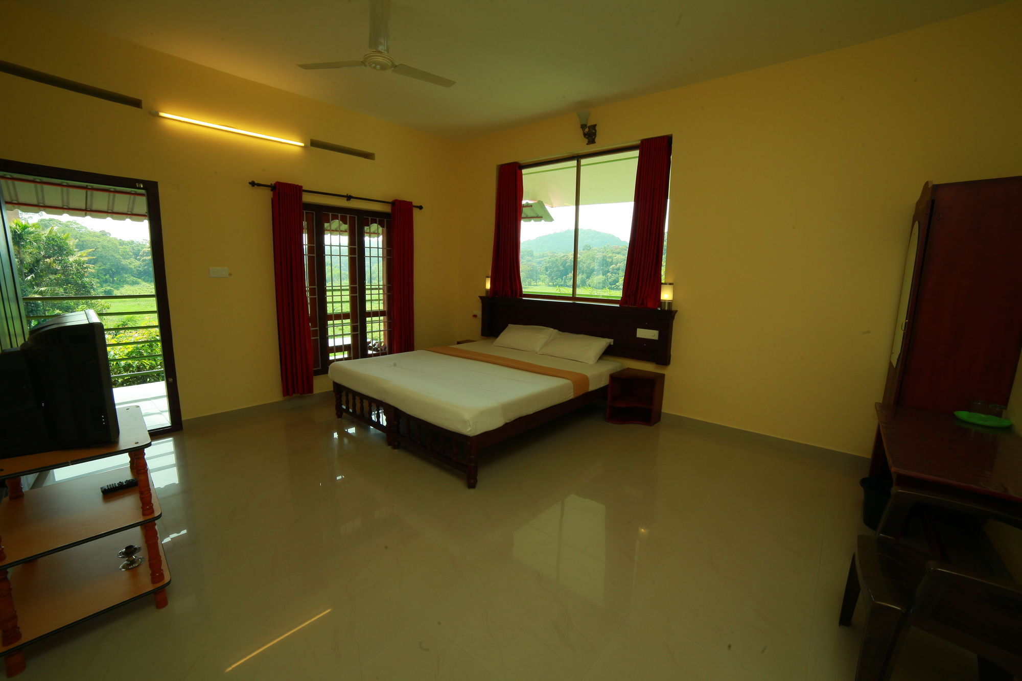 דירות טקאדי Kerala House מראה חיצוני תמונה